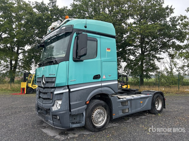2013 Mercedes-Benz Actros 1842 (Inoperable) T/A Sleeper Truck Tractor - Влекач: снимка 2 2013 Mercedes-Benz Actros 1842 (Inoperable) T/A Sleeper Truck Tractor - Влекач: снимка 2