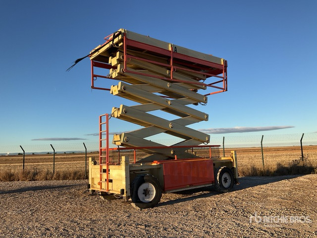 2005 JLG 245-25 4x4 Diesel Scissor Lift - Ножична работна платформа: снимка 1 2005 JLG 245-25 4x4 Diesel Scissor Lift - Ножична работна платформа: снимка 1