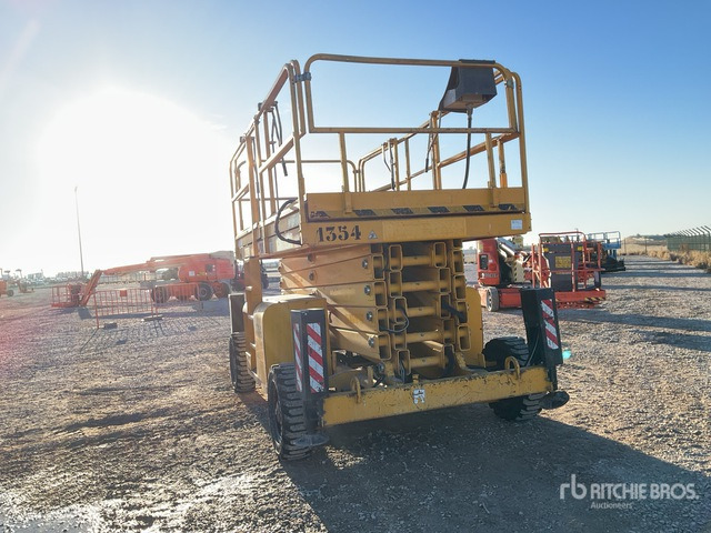 2007 Haulotte H18SX 4x4 Diesel Scissor Lift - Ножична работна платформа: снимка 3 2007 Haulotte H18SX 4x4 Diesel Scissor Lift - Ножична работна платформа: снимка 3