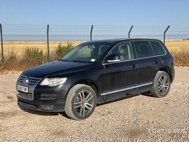 2007 Volkswagen Touareg 4WD 3.0D SUV - Джип: снимка 2 2007 Volkswagen Touareg 4WD 3.0D SUV - Джип: снимка 2