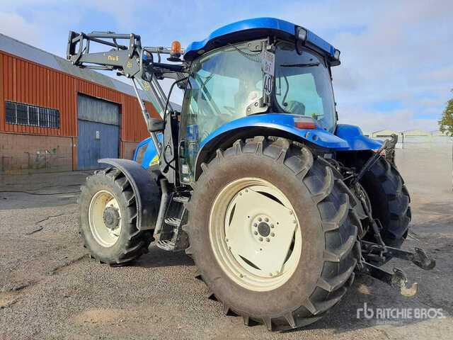 2008 New Holland T6010 Plus, con pala 4WD Tractor - Трактор: снимка 3 2008 New Holland T6010 Plus, con pala 4WD Tractor - Трактор: снимка 3