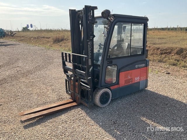2009 Toyota 7FBEF20 (Inoperable) Electric Forklift - Електрокар: снимка 2 2009 Toyota 7FBEF20 (Inoperable) Electric Forklift - Електрокар: снимка 2