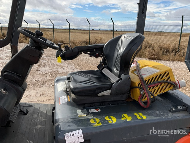 2014 Toyota 8FBMKT25 Forklift - Мотокар: снимка 2 2014 Toyota 8FBMKT25 Forklift - Мотокар: снимка 2