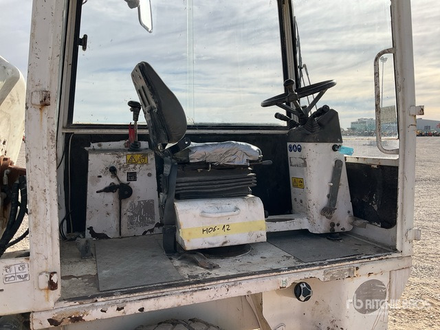 2015 Fiori BF03S 4x4 Self-Loading All Terrain Mixer - Бетоновоз: снимка 4 2015 Fiori BF03S 4x4 Self-Loading All Terrain Mixer - Бетоновоз: снимка 4