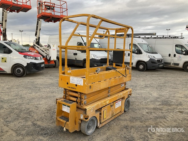 2015 Haulotte Optimum 8 Electric Scissor Lift - Ножична работна платформа: снимка 3 2015 Haulotte Optimum 8 Electric Scissor Lift - Ножична работна платформа: снимка 3