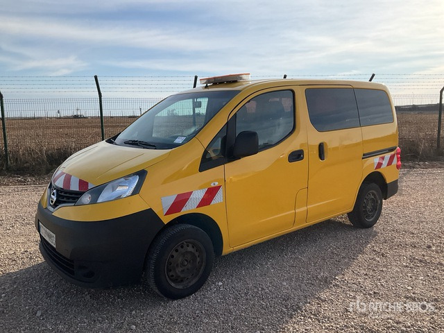 2017 Nissan NV200 City Verso 5 Passenger Van - Микробус, Пътнически бус: снимка 2 2017 Nissan NV200 City Verso 5 Passenger Van - Микробус, Пътнически бус: снимка 2