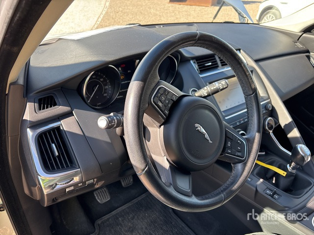 2019 Jaguar E Pace SUV - Джип: снимка 5 2019 Jaguar E Pace SUV - Джип: снимка 5