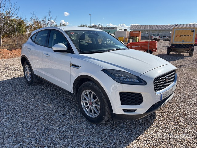 2019 Jaguar E Pace SUV - Джип: снимка 3 2019 Jaguar E Pace SUV - Джип: снимка 3
