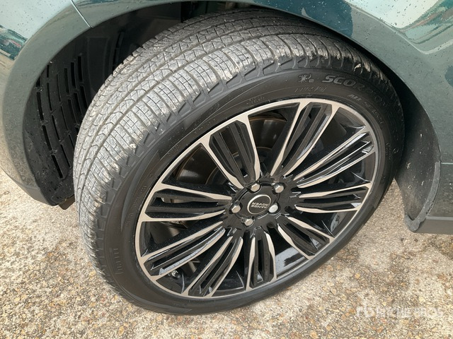 2019 Land Rover Range Rover Plug-In Hybrid SUV - Джип: снимка 3 2019 Land Rover Range Rover Plug-In Hybrid SUV - Джип: снимка 3