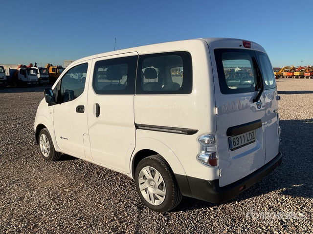 2019 Nissan E-NV200 Electric Passenger Van - Микробус, Пътнически бус: снимка 3 2019 Nissan E-NV200 Electric Passenger Van - Микробус, Пътнически бус: снимка 3