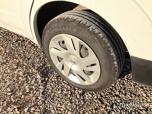 2019 Nissan E-NV200 Electric Passenger Van - Микробус, Пътнически бус: снимка 4 2019 Nissan E-NV200 Electric Passenger Van - Микробус, Пътнически бус: снимка 4