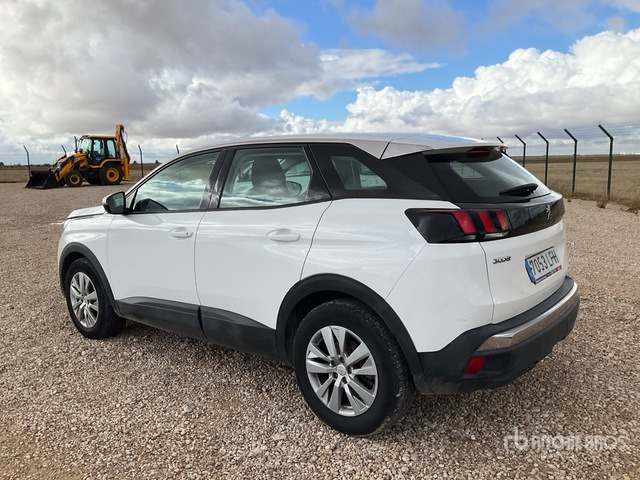 2019 Peugeot 3008 Active BlueHDI 1.5 SUV - Джип: снимка 2 2019 Peugeot 3008 Active BlueHDI 1.5 SUV - Джип: снимка 2