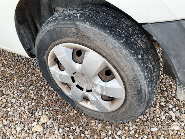 2019 Renault Kangoo Combi Passenger Van - Микробус, Пътнически бус: снимка 3 2019 Renault Kangoo Combi Passenger Van - Микробус, Пътнически бус: снимка 3