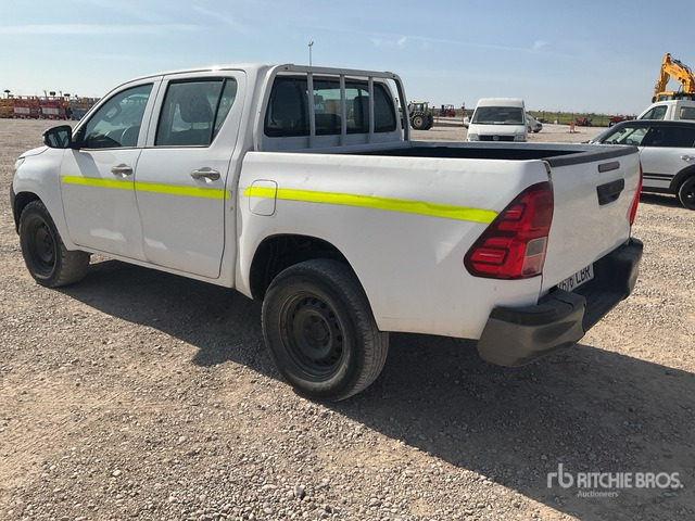 2019 Toyota Hilux 4x4 Crew Cab Pickup - Пикап: снимка 3 2019 Toyota Hilux 4x4 Crew Cab Pickup - Пикап: снимка 3