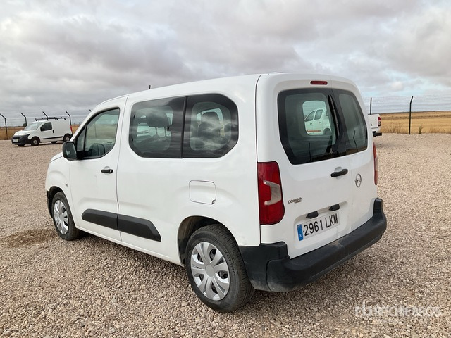 2020 Opel Combo Passenger Van - Микробус, Пътнически бус: снимка 3 2020 Opel Combo Passenger Van - Микробус, Пътнически бус: снимка 3