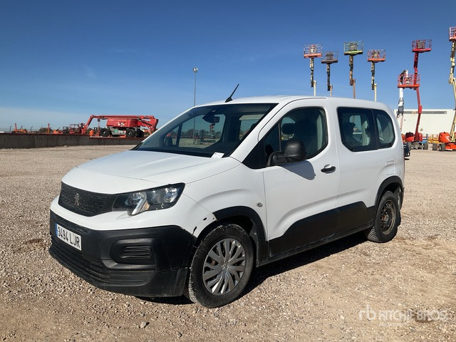 2020 Peugeot Rifter Passenger Van - Микробус, Пътнически бус: снимка 1 2020 Peugeot Rifter Passenger Van - Микробус, Пътнически бус: снимка 1