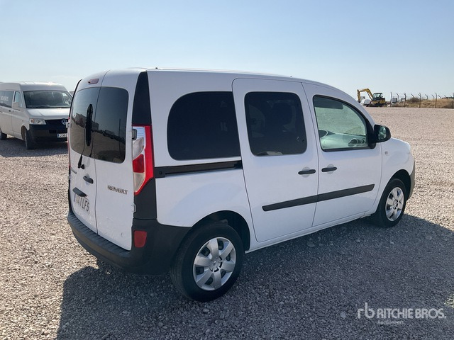 2020 Renault Kangoo Combi 5 Passenger Van - Микробус, Пътнически бус: снимка 3 2020 Renault Kangoo Combi 5 Passenger Van - Микробус, Пътнически бус: снимка 3