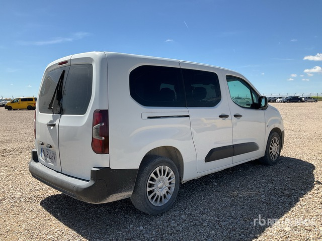 2020 Toyota Proace City Verso Passenger Van - Микробус, Пътнически бус: снимка 3 2020 Toyota Proace City Verso Passenger Van - Микробус, Пътнически бус: снимка 3