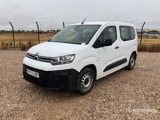 2021 Citroen Berlingo Passenger Van - Микробус, Пътнически бус: снимка 3 2021 Citroen Berlingo Passenger Van - Микробус, Пътнически бус: снимка 3