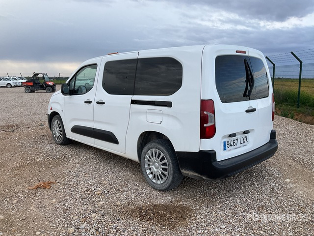 2022 Toyota Proace City Verso 5 Passenger Van - Микробус, Пътнически бус: снимка 3 2022 Toyota Proace City Verso 5 Passenger Van - Микробус, Пътнически бус: снимка 3