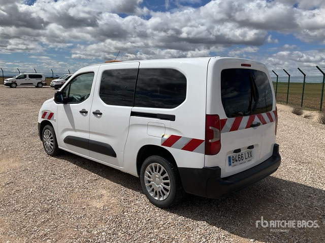 2022 Toyota Proace City Verso 5 Passenger Van - Микробус, Пътнически бус: снимка 3 2022 Toyota Proace City Verso 5 Passenger Van - Микробус, Пътнически бус: снимка 3
