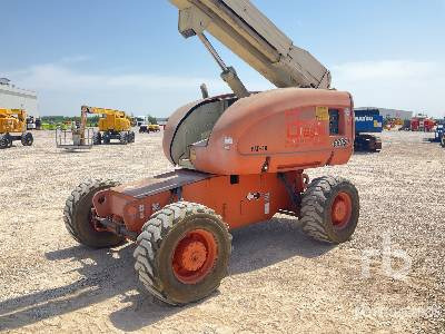 JLG 660SJ 4WD Diesel - Артикулираща платформа: снимка 3 JLG 660SJ 4WD Diesel - Артикулираща платформа: снимка 3