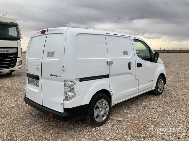 2020 Nissan E-NV200 Electric Cargo Van - Лекотоварен автомобил: снимка 3 2020 Nissan E-NV200 Electric Cargo Van - Лекотоварен автомобил: снимка 3