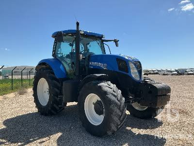 NEW HOLLAND T7.185 - Трактор: снимка 4 NEW HOLLAND T7.185 - Трактор: снимка 4