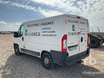 PEUGEOT BOXER - Камион фургон: снимка 2 PEUGEOT BOXER - Камион фургон: снимка 2