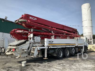 SCANIA PC124 C420 2005 KCP KCP48ZX200 48 m on 10x ... - Бетон помпа: снимка 3 SCANIA PC124 C420 2005 KCP KCP48ZX200 48 m on 10x ... - Бетон помпа: снимка 3