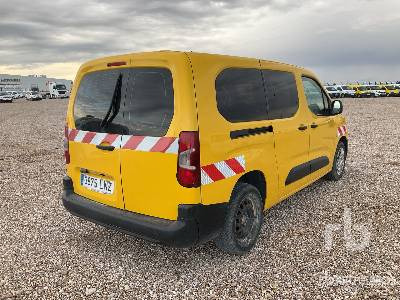 TOYOTA PROACE - Товарен бус: снимка 3 TOYOTA PROACE - Товарен бус: снимка 3