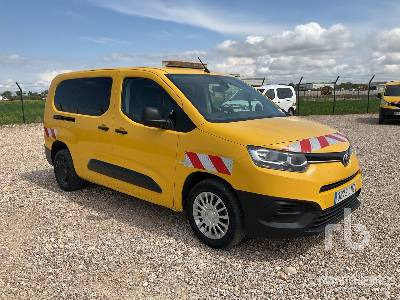 TOYOTA PROACE - Товарен бус: снимка 4 TOYOTA PROACE - Товарен бус: снимка 4