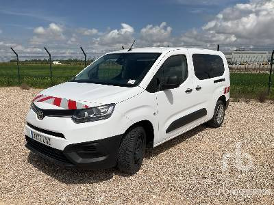 TOYOTA PROACE - Товарен бус: снимка 1 TOYOTA PROACE - Товарен бус: снимка 1