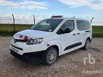TOYOTA PROACE - Товарен бус: снимка 1 TOYOTA PROACE - Товарен бус: снимка 1