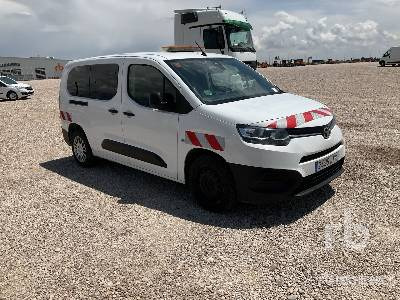 TOYOTA PROACE - Товарен бус: снимка 4 TOYOTA PROACE - Товарен бус: снимка 4