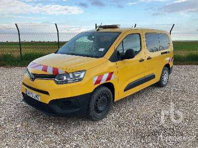 TOYOTA PROACE - Товарен бус: снимка 1 TOYOTA PROACE - Товарен бус: снимка 1