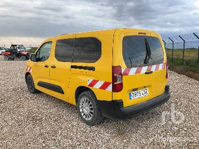 TOYOTA PROACE - Товарен бус: снимка 2 TOYOTA PROACE - Товарен бус: снимка 2