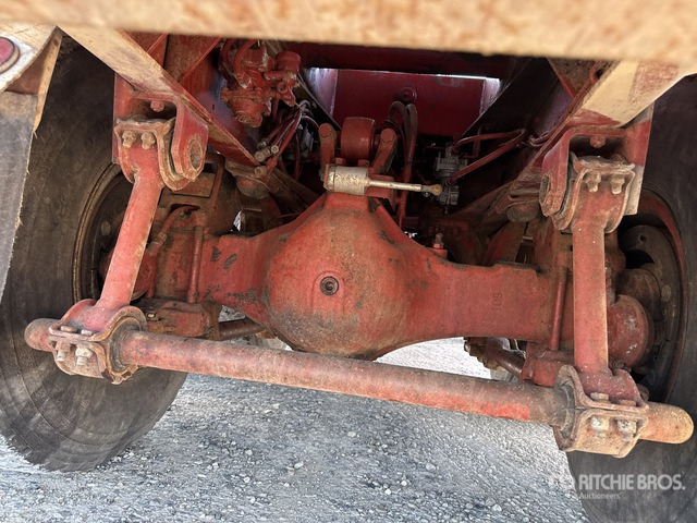 1988 Iveco 330-30 6x4 T/A Dump Truck - Самосвал камион: снимка 5 1988 Iveco 330-30 6x4 T/A Dump Truck - Самосвал камион: снимка 5