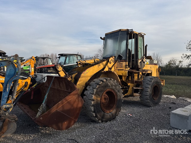 1995 Cat 928F (Inoperable) Wheel Loader - Колесен товарач: снимка 2 1995 Cat 928F (Inoperable) Wheel Loader - Колесен товарач: снимка 2