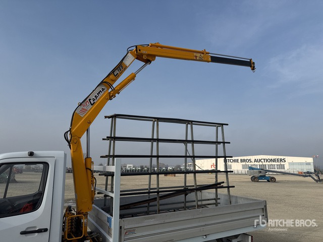 1997 Mercedes-Benz 312DT 1996 Nuova Copma C165/1 890 kg on Flatbed Truck with Crane - Бордови камион: снимка 4 1997 Mercedes-Benz 312DT 1996 Nuova Copma C165/1 890 kg on Flatbed Truck with Crane - Бордови камион: снимка 4