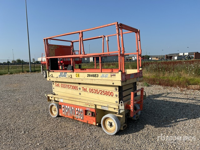 2000 JLG 2646 E3 Electric (Inoperable) Scissor Lift - Ножична работна платформа: снимка 4 2000 JLG 2646 E3 Electric (Inoperable) Scissor Lift - Ножична работна платформа: снимка 4