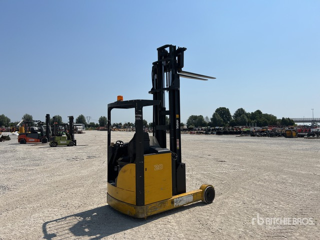 2002 Yale MR20 2500 kg Reach Truck - Косачка-шредер/ Мулчер: снимка 4 2002 Yale MR20 2500 kg Reach Truck - Косачка-шредер/ Мулчер: снимка 4