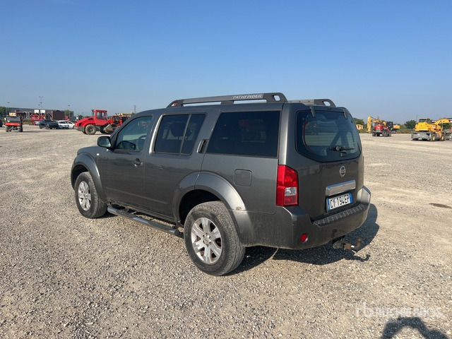 2006 Nissan Pathfinder SUV - Джип: снимка 4 2006 Nissan Pathfinder SUV - Джип: снимка 4