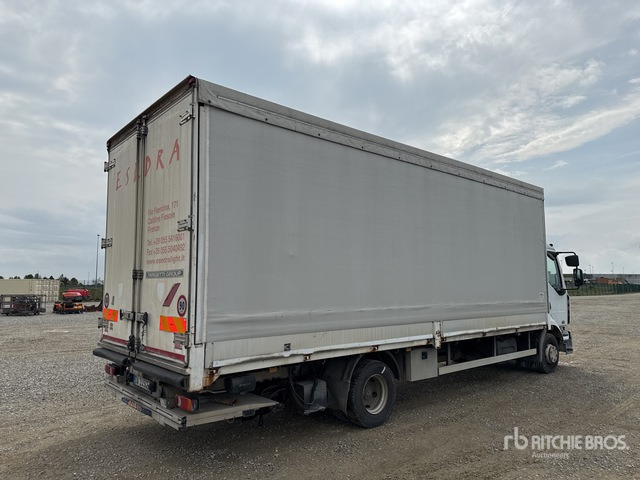 2006 Renault Midlum 220DCI 4x2 Curtain Side Truck - Камион с брезент: снимка 4 2006 Renault Midlum 220DCI 4x2 Curtain Side Truck - Камион с брезент: снимка 4