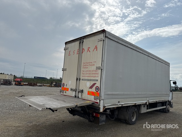 2006 Renault Midlum 220DCI 4x2 Curtain Side Truck - Камион с брезент: снимка 5 2006 Renault Midlum 220DCI 4x2 Curtain Side Truck - Камион с брезент: снимка 5