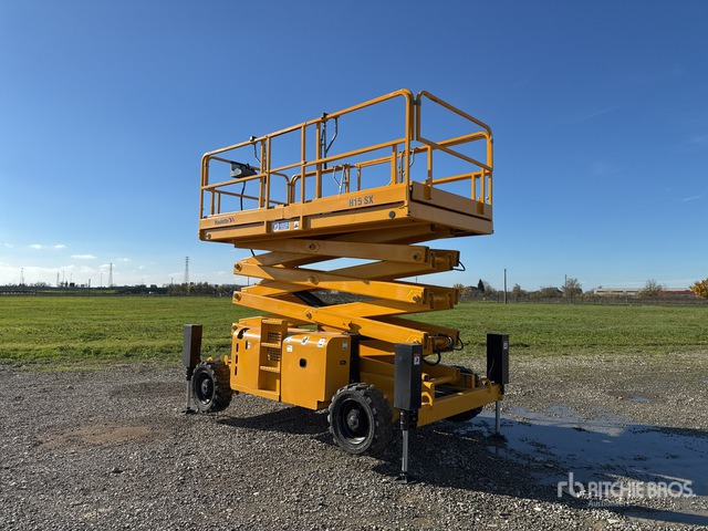 2007 Haulotte H15SX - Ножична работна платформа: снимка 3 2007 Haulotte H15SX - Ножична работна платформа: снимка 3