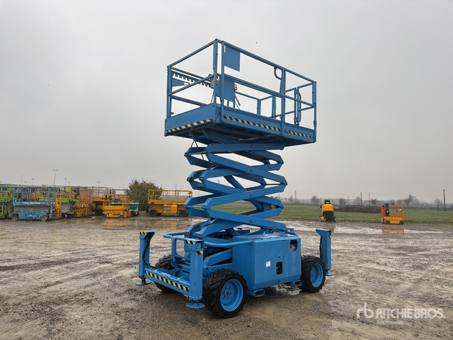 2007 Skyjack SJ6832 RT Diesel Scissor Lift - Ножична работна платформа: снимка 2 2007 Skyjack SJ6832 RT Diesel Scissor Lift - Ножична работна платформа: снимка 2