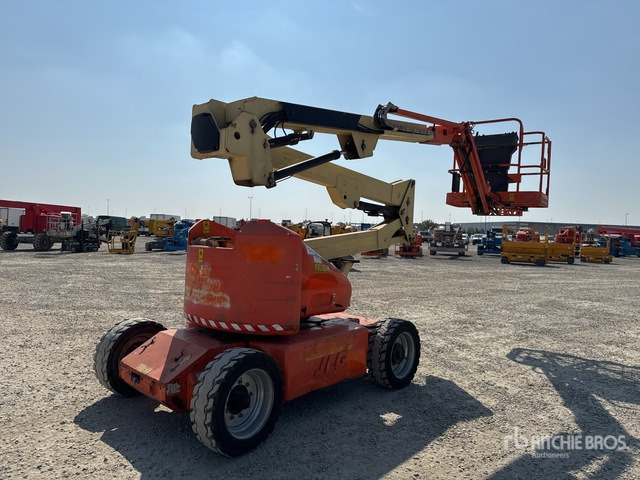 2008 JLG E450AJ Piattaforma monobraccio articolata - Артикулираща платформа: снимка 3 2008 JLG E450AJ Piattaforma monobraccio articolata - Артикулираща платформа: снимка 3