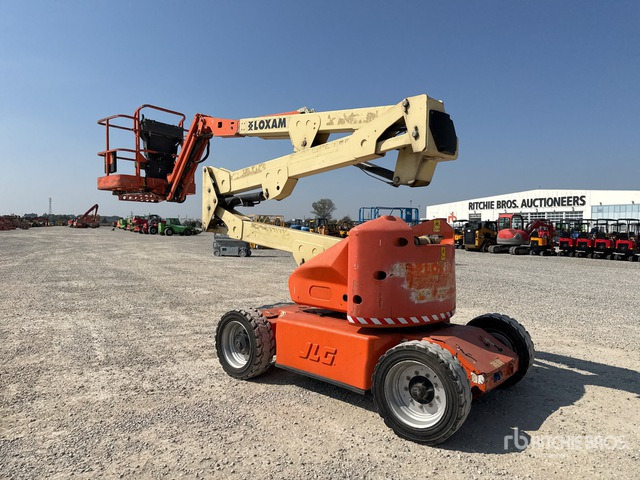 2008 JLG E450AJ Piattaforma monobraccio articolata - Артикулираща платформа: снимка 4 2008 JLG E450AJ Piattaforma monobraccio articolata - Артикулираща платформа: снимка 4