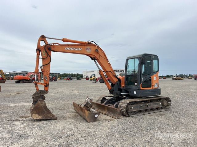 2009 Doosan DX80R Tracked Excavator - Верижен багер: снимка 1 2009 Doosan DX80R Tracked Excavator - Верижен багер: снимка 1